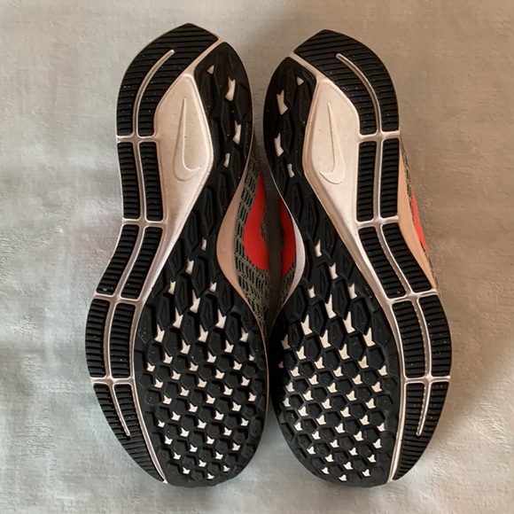 Mens Nike Zoom Pegasus 35. Pink/Green - Picture 6 of 7